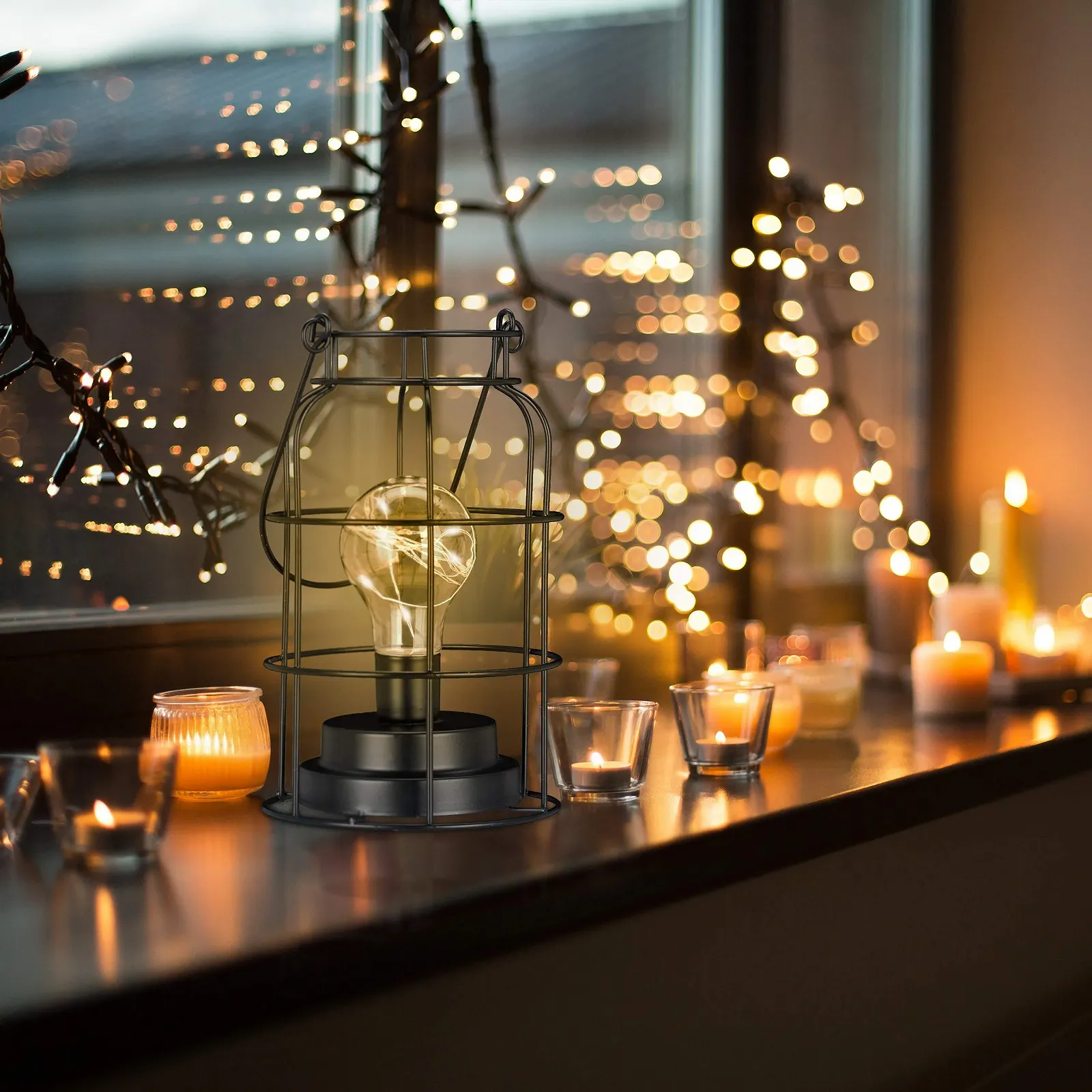 Настільна лампа Relaxdays Vintage Решітчаста LED Теплий білий Батарейка Чорна, фото №5