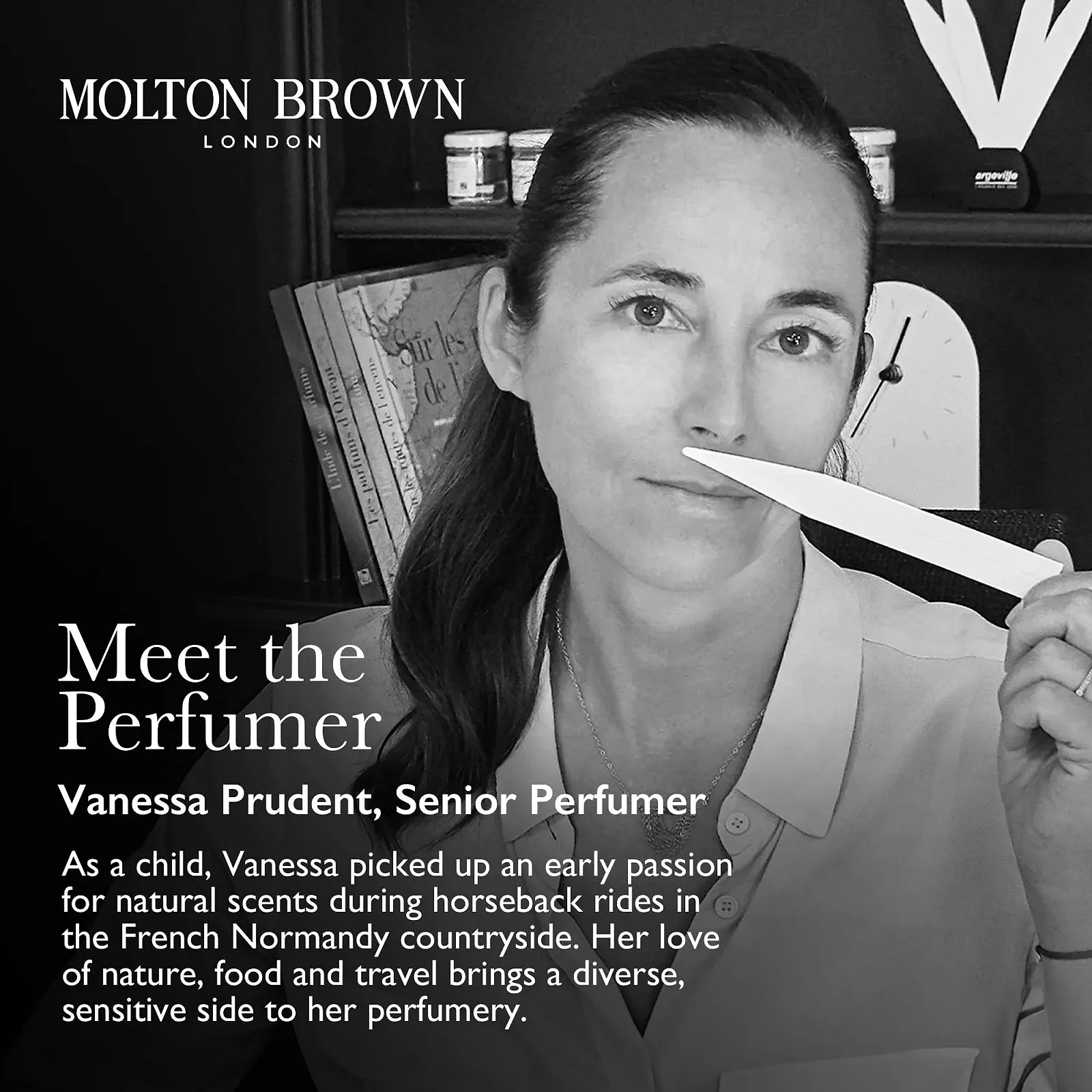 Лосьйон для рук Molton Brown Delicious Rhubarb and Rose 300 мл, фото №5