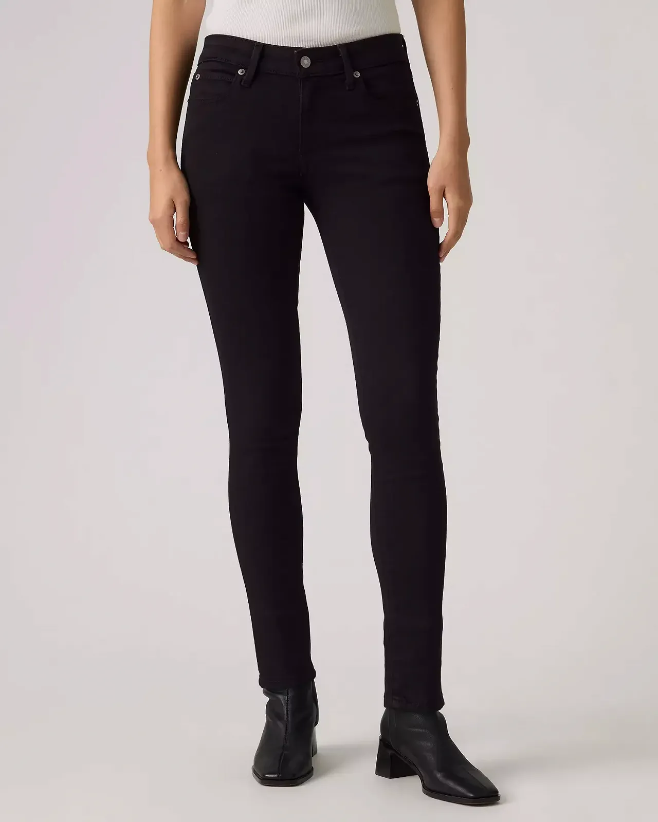 Жіночі джинси Levis - 711 Skinny Soft Black - 25, фото №5 Жіночі джинси Levis - 711 Skinny Soft Black - 25, фото №5