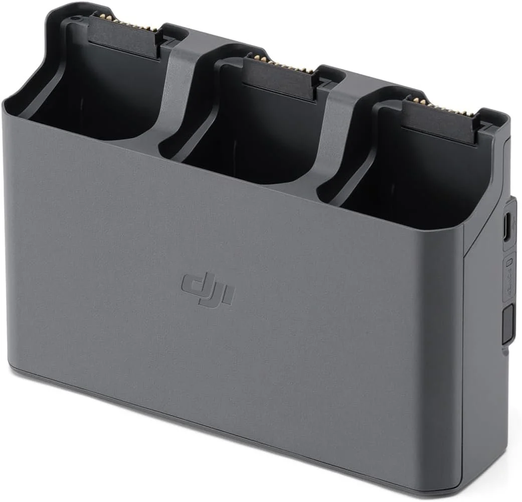 Зарядная станция для DJI Air 3, Air 3S / 82 W / 3 аккумулятора / Функция павербанка / Темно-серый, фото №2 Зарядная станция для DJI Air 3, Air 3S / 82 W / 3 аккумулятора / Функция павербанка / Темно-серый, фото №2