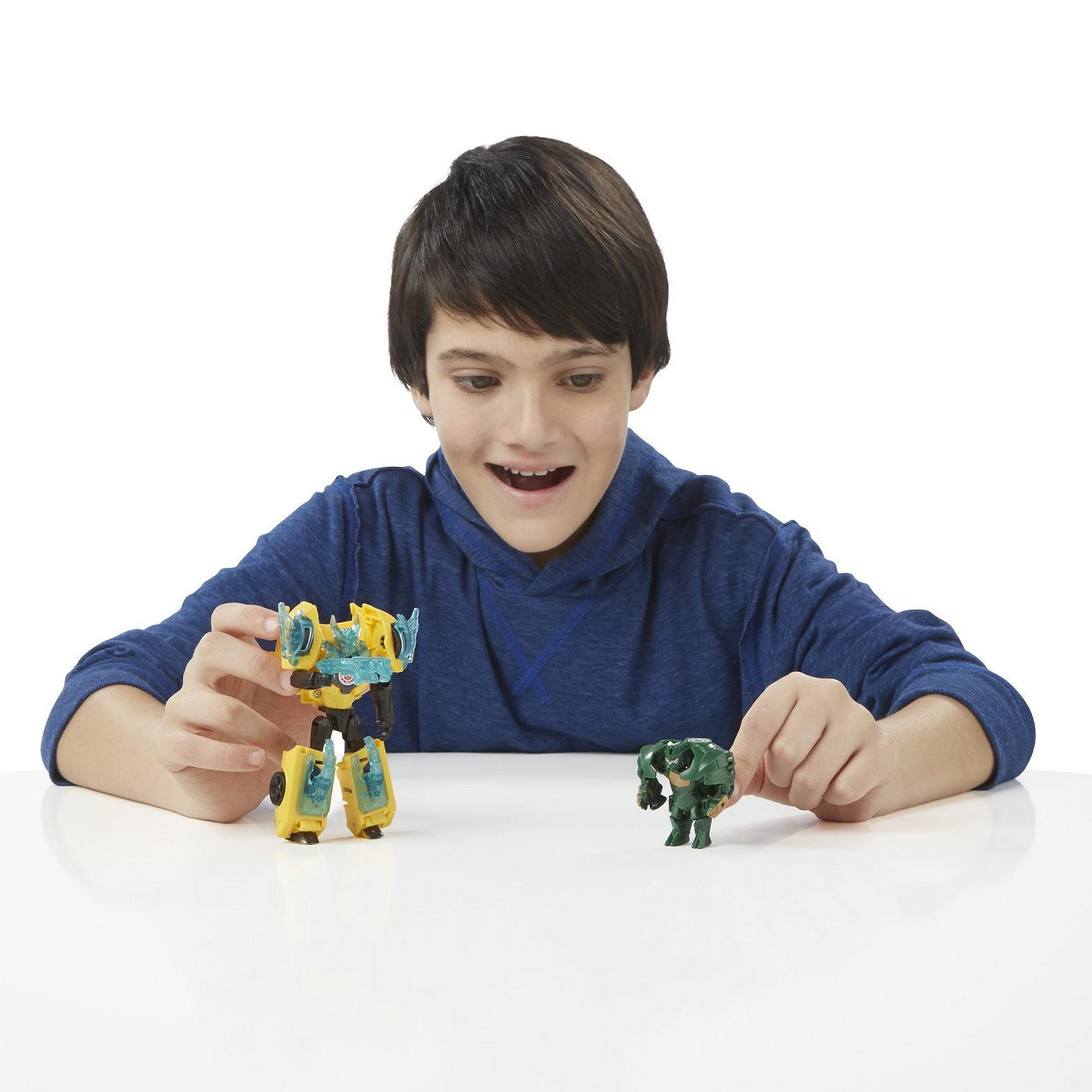 Transformers: Robots in Disguise Bumblebee против Major Mayhem Battle Packs, фото №12