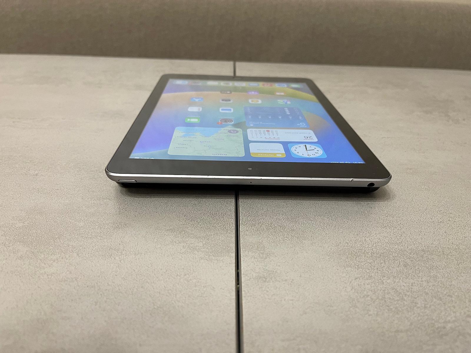 Планшет Apple iPad A1822 MP2F2LL/A (5 Gen., 2017), 9.7", Apple A9, 2GB, 32GB, Wi-Fi, фото №3