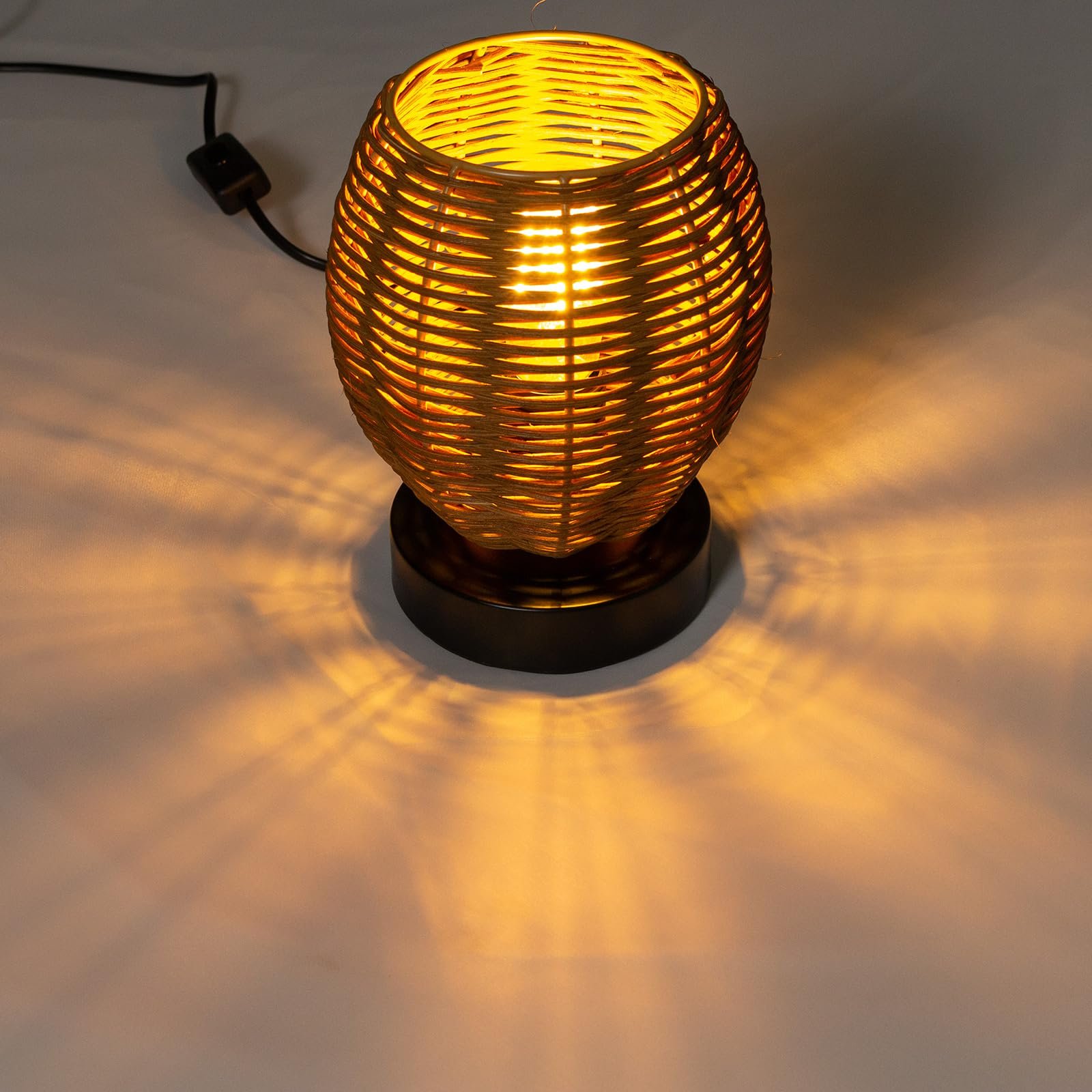 Настільна лампа Маленька Ротанг Плетений абажур, фото №2