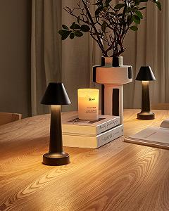 Настільні лампи Beliani Joanes Набір з 2 шт. Металеві Акумуляторні Бездротові Сенсорні Чорні synthetic.ua - Фото 1