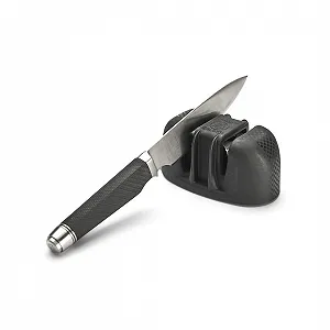 Ручна точилка De Buyer Trium 3-ступінчаста сталева чорна 15,6 x 10,21 x 6,4 см synthetic.ua - Фото 1