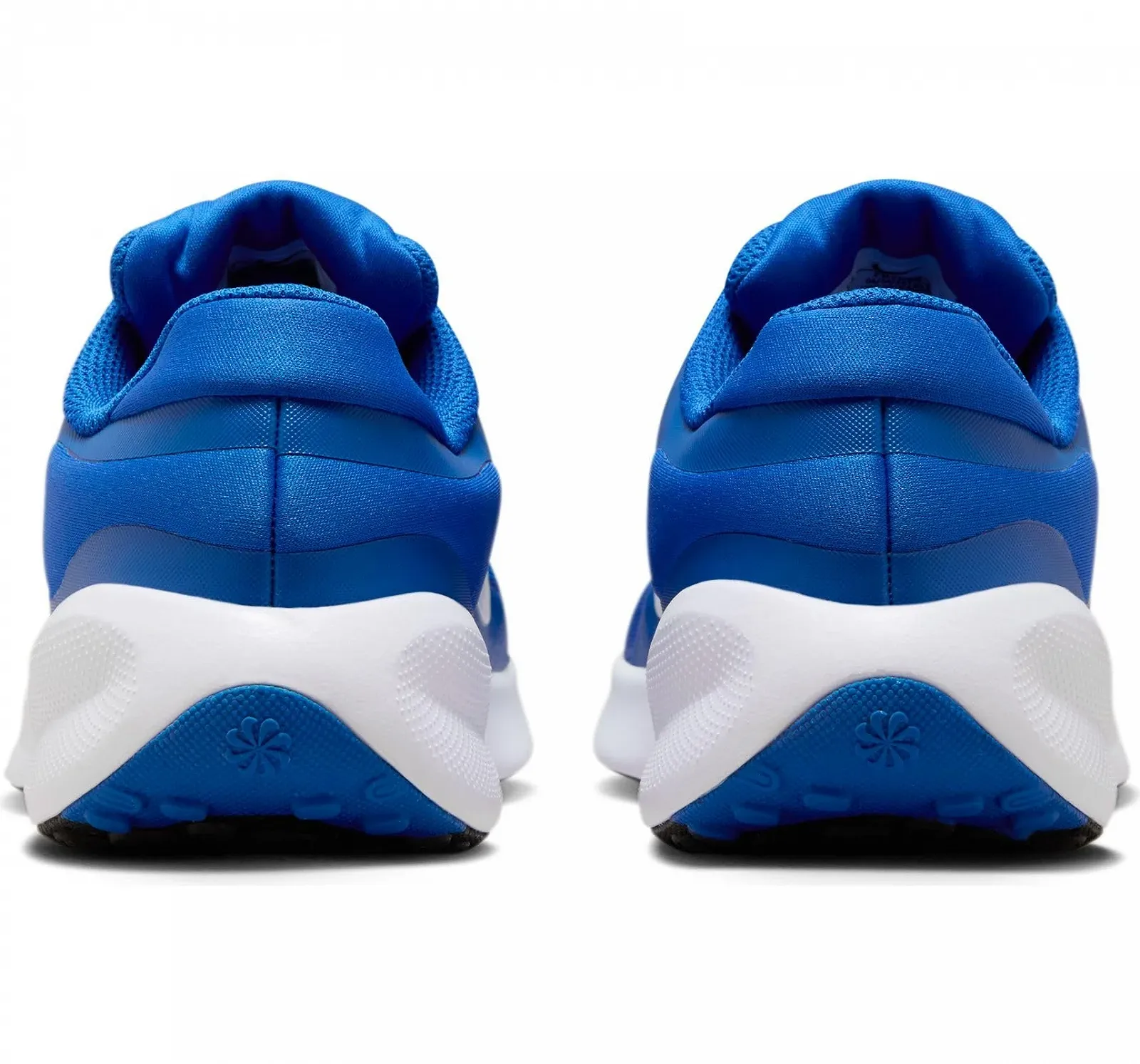 Кросівки Nike Revolution 7, фото №3 Кросівки Nike Revolution 7, фото №3