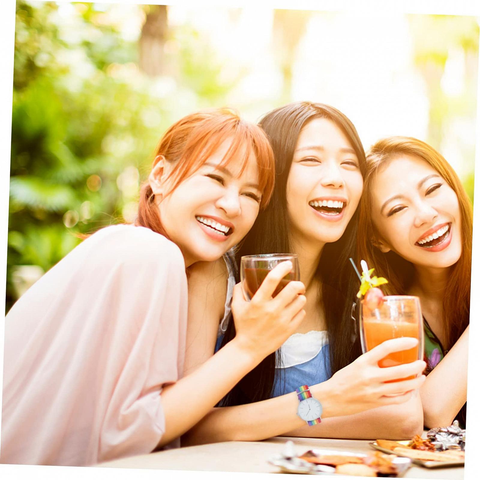 Часы OATIPHO Золотые наручные часы с радужным дизайном, шарм-флагом, браслеты на щиколотках с цепочкой, золотые часы для женщин, модные часы, фото №9