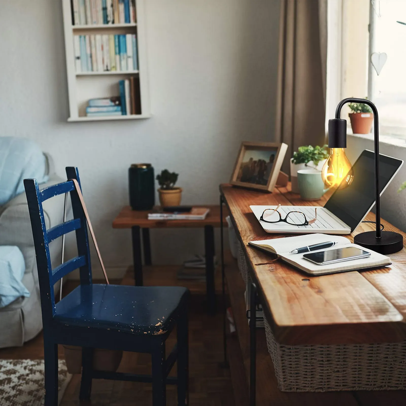 Настільна лампа B.K.Licht Retro вигнута E27 з кабельним вимикачем металева Чорний матовий, фото №4