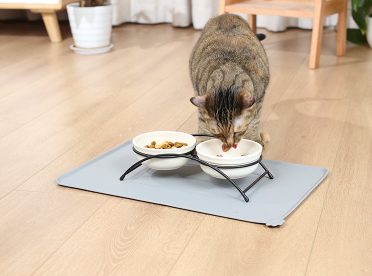 Коврик для домашних животных 10803 48х30 см серый, фото №2