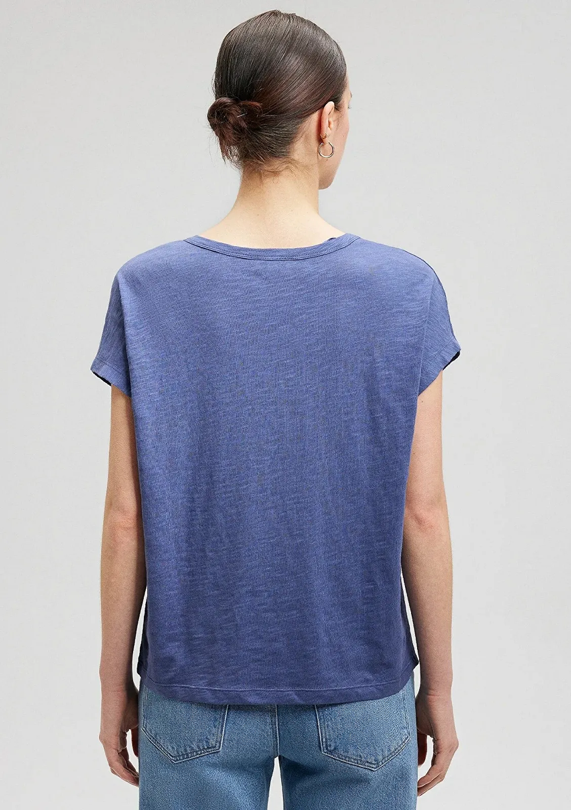 Женская футболка MAVI V NECK TOP Medieval Blue - XS, фото №3 Женская футболка MAVI V NECK TOP Medieval Blue - XS, фото №3