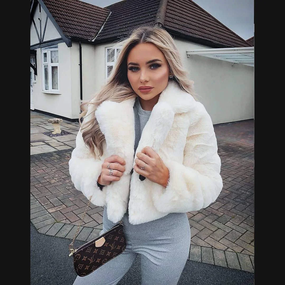 Женская теплая зимняя куртка из искусственного меха, укороченная, с лацканами, пушистая, фото №4 Женская теплая зимняя куртка из искусственного меха, укороченная, с лацканами, пушистая, фото №4