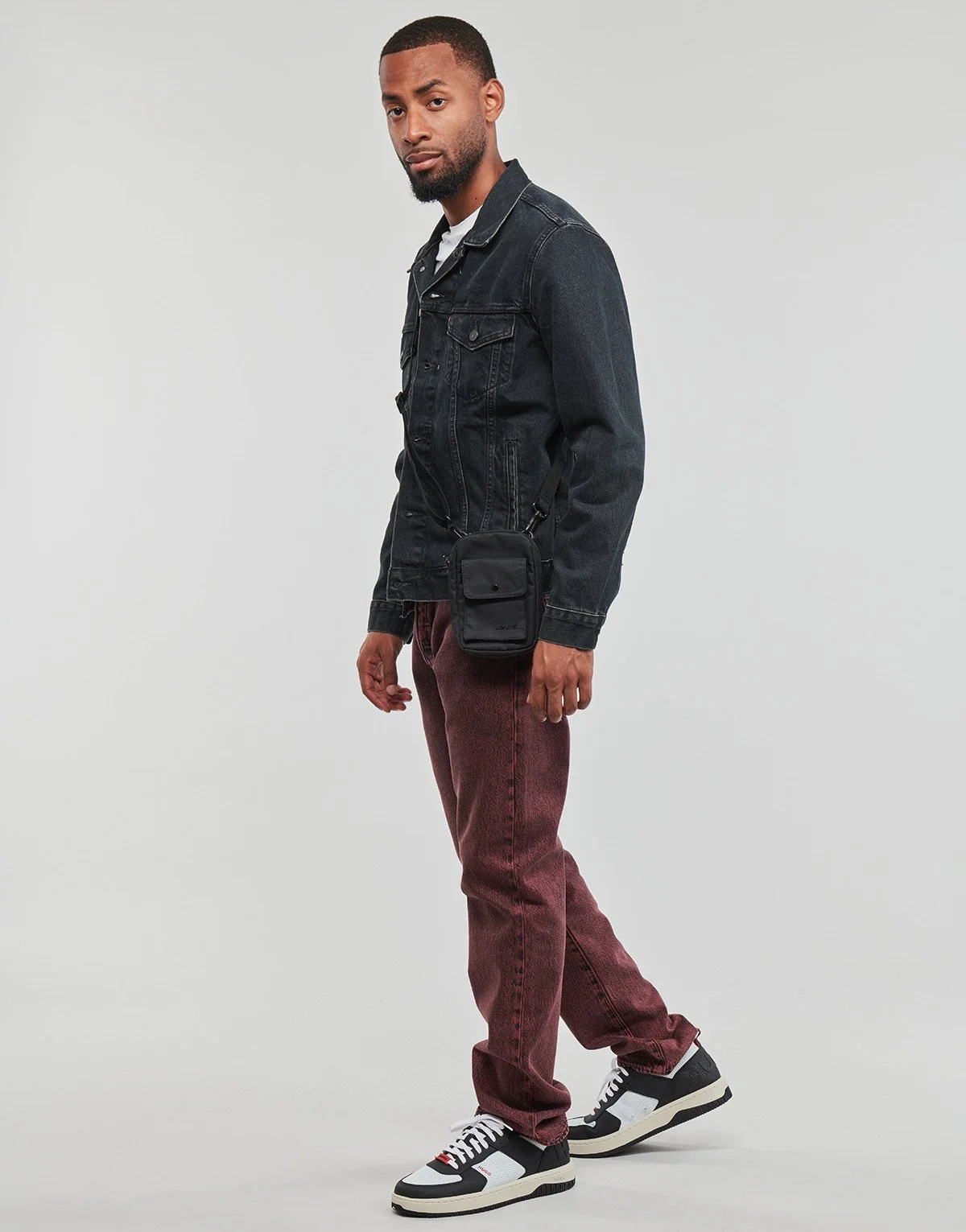 Мужская куртка Levis - The Trucker Jacket Blue Black Trucker  - L, фото №3 Мужская куртка Levis - The Trucker Jacket Blue Black Trucker  - L, фото №3