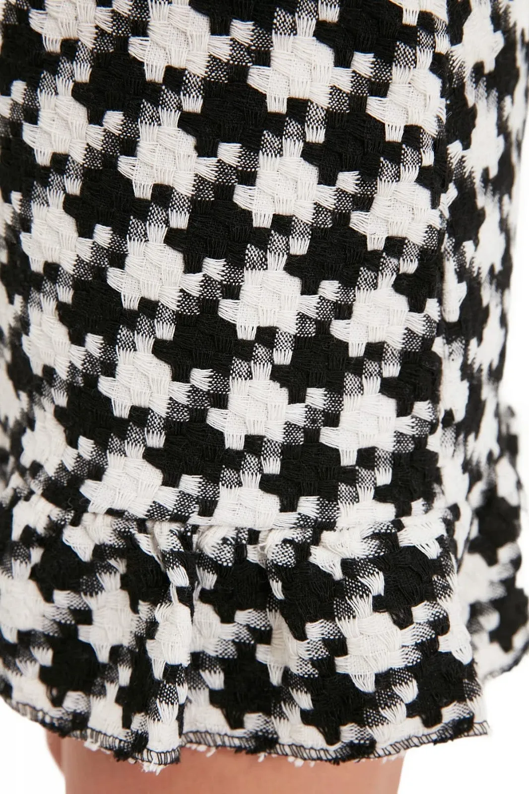 Мини-юбка TRENDYOL, оборка, подол "русалка", тканая, детская, фото №4 Мини-юбка TRENDYOL, оборка, подол "русалка", тканая, детская, фото №4