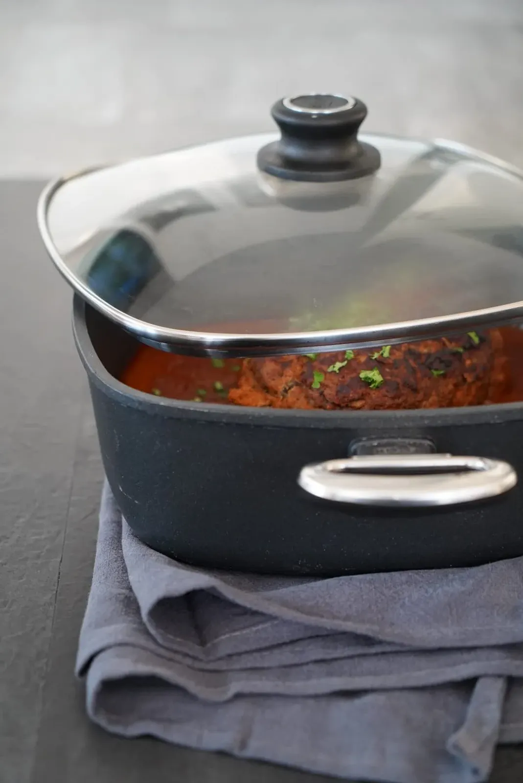 Противень для запекания квадратный 28 x 28 x 7 см Литой алюминий Черный, фото №5