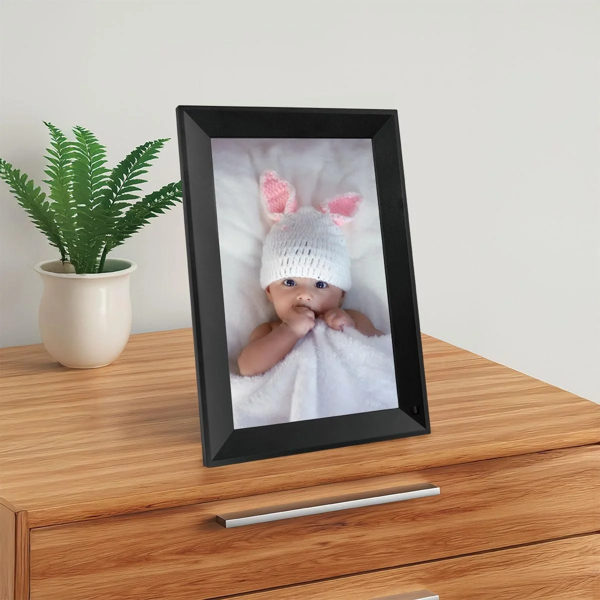 Цифровая фоторамка Logilink 10.1 Inch WLAN 32 GB IPS Touchscreen 1280 x 800 HD Black, фото №3 Цифровая фоторамка Logilink 10.1 Inch WLAN 32 GB IPS Touchscreen 1280 x 800 HD Black, фото №3