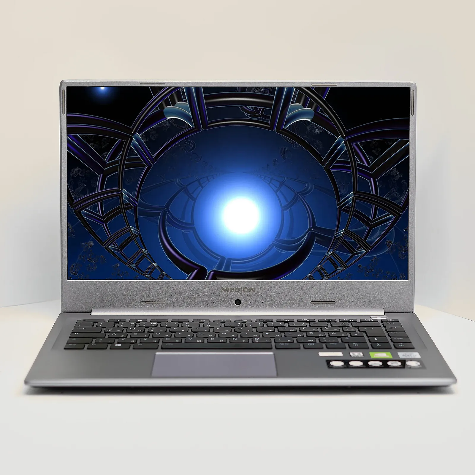 Ноутбук 15.6'' Medion (Lenovo Group) Akoya P6645 | IPS (1920x1080) FullHD | Intel Core i7-10510U | RAM 16 ГБ | SSD 256 ГБ |  Nvidia GeForce | Intel UHD Graphics |  Металевий корпус | Підсвітка клавіатури | Win11 (5090), фото №1