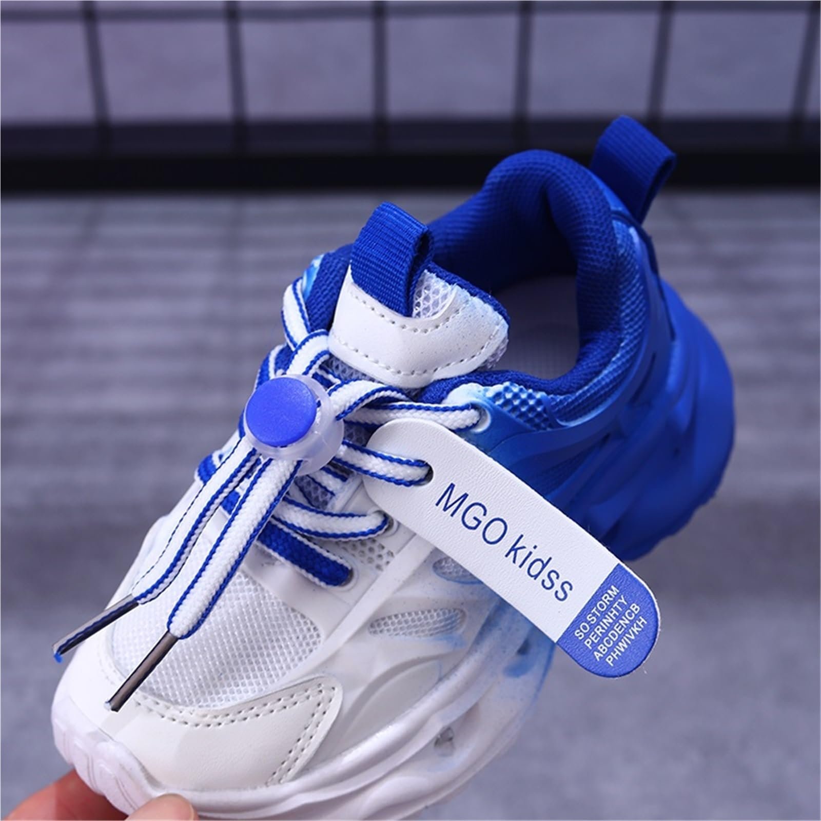 Лёгкие детские кроссовки для девочек и мальчиков 1-6 лет, LED кроссовки детские с подсветкой для девочек, дышащие и легкие детские кроссовки с подсветкой весна и осень, фото №8