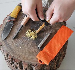 Набір для розпалювання вогню Fire Steel 7 cm Magnesium Survival Outdoor Bushcraft Camping 4 предмети synthetic.ua - Фото 1