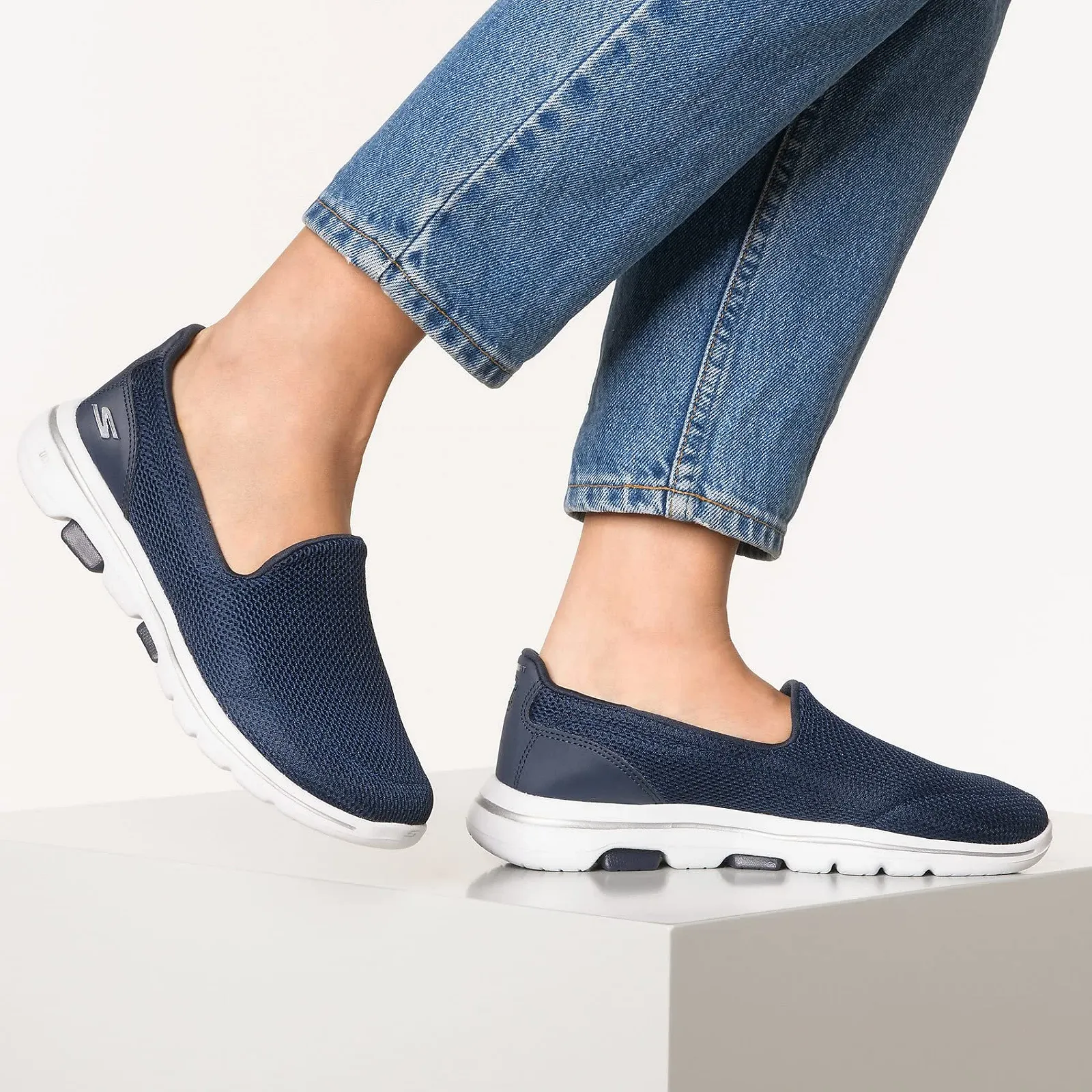 Кросівки Skechers Go Walk 5 жіночі, фото №3