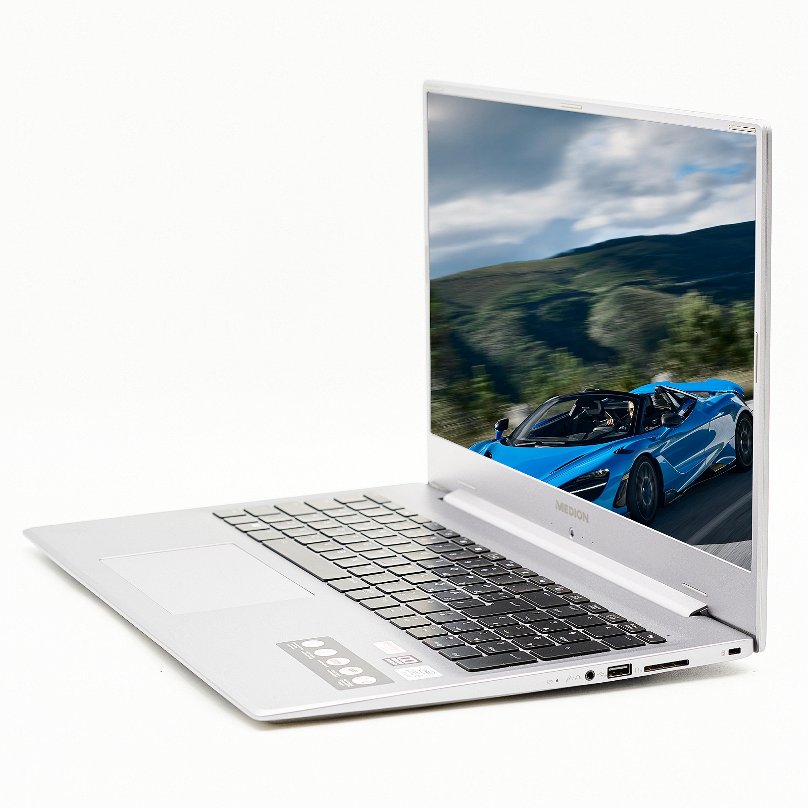 Игровой ноутбук 17.3" Medion AKOYA P17605 Intel i5-10210U ОЗУ 16 ГБ SSD 512 ГБ Nvidia GeForce Win10 Металлический корпус, фото №3