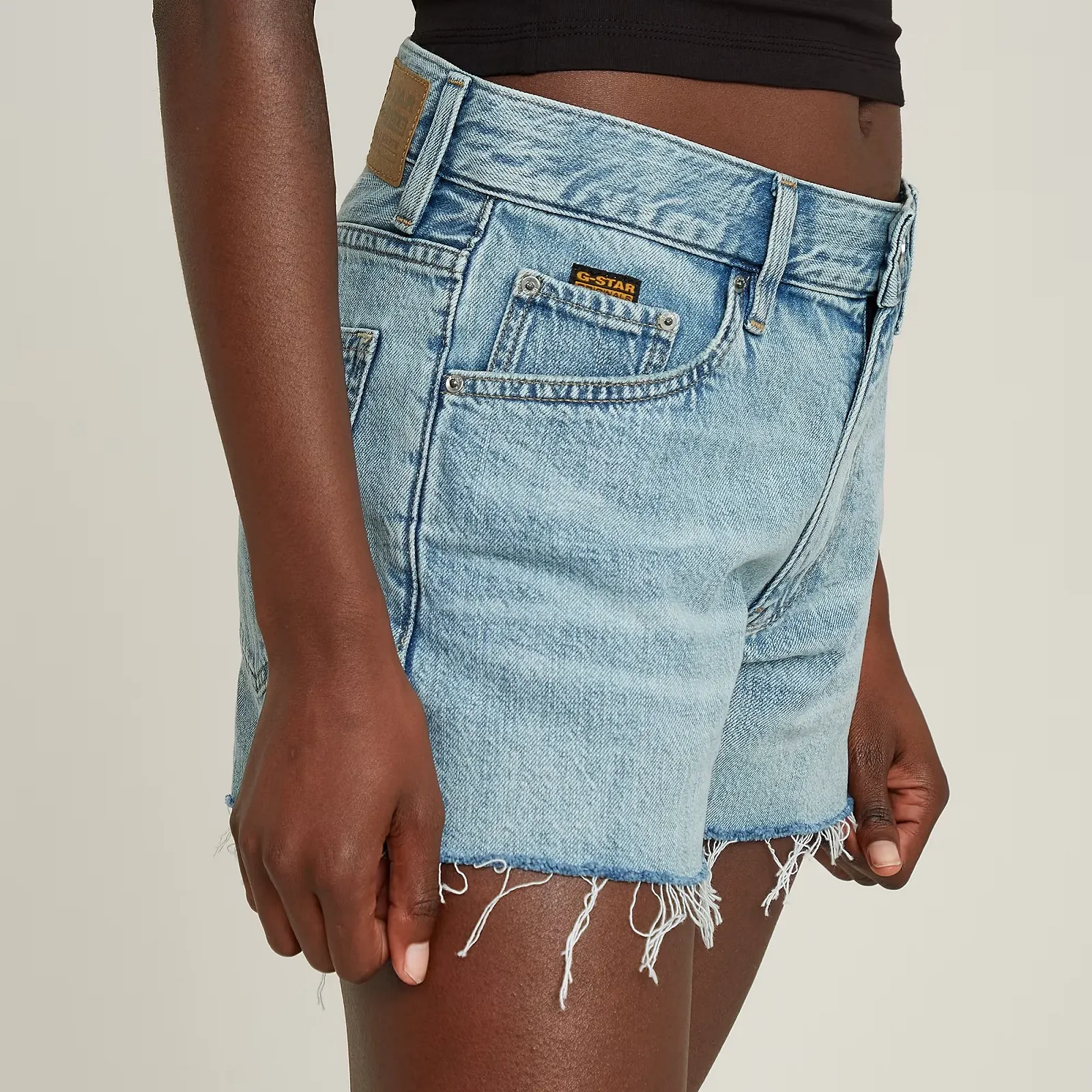 Жіночі джинсові шорти G-Star RAW True Shorts Raw Edge - 27, фото №5 Жіночі джинсові шорти G-Star RAW True Shorts Raw Edge - 27, фото №5