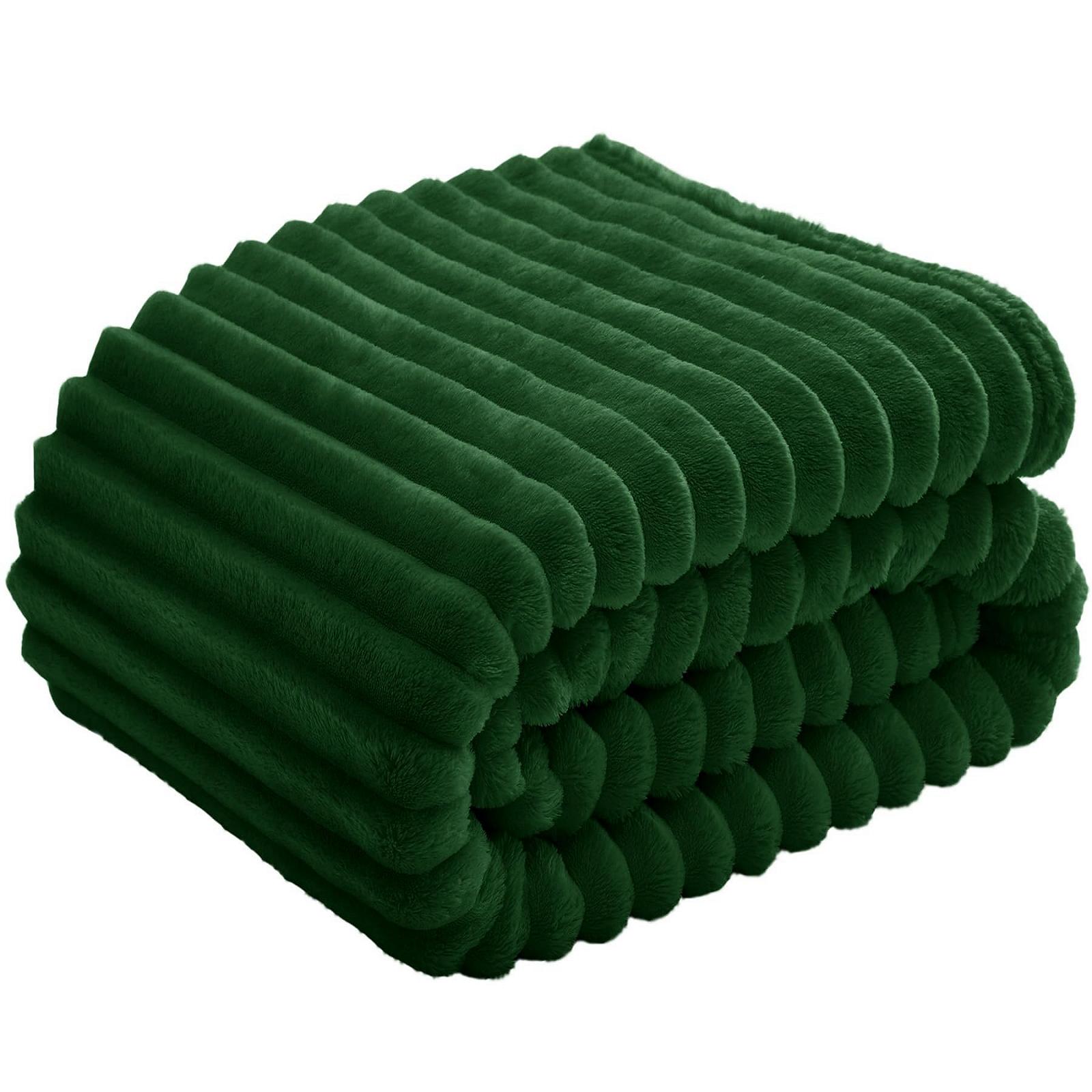 Плед BEDELITE Cuddly Fluffy 150 x 200 см - М'яка XL Фланелева Зелена для дивану, Декоративні Смужки Вельветова Темно-зелена як накидка на диван для вітальні, Двоспальна Плед для широкого використання, фото №8