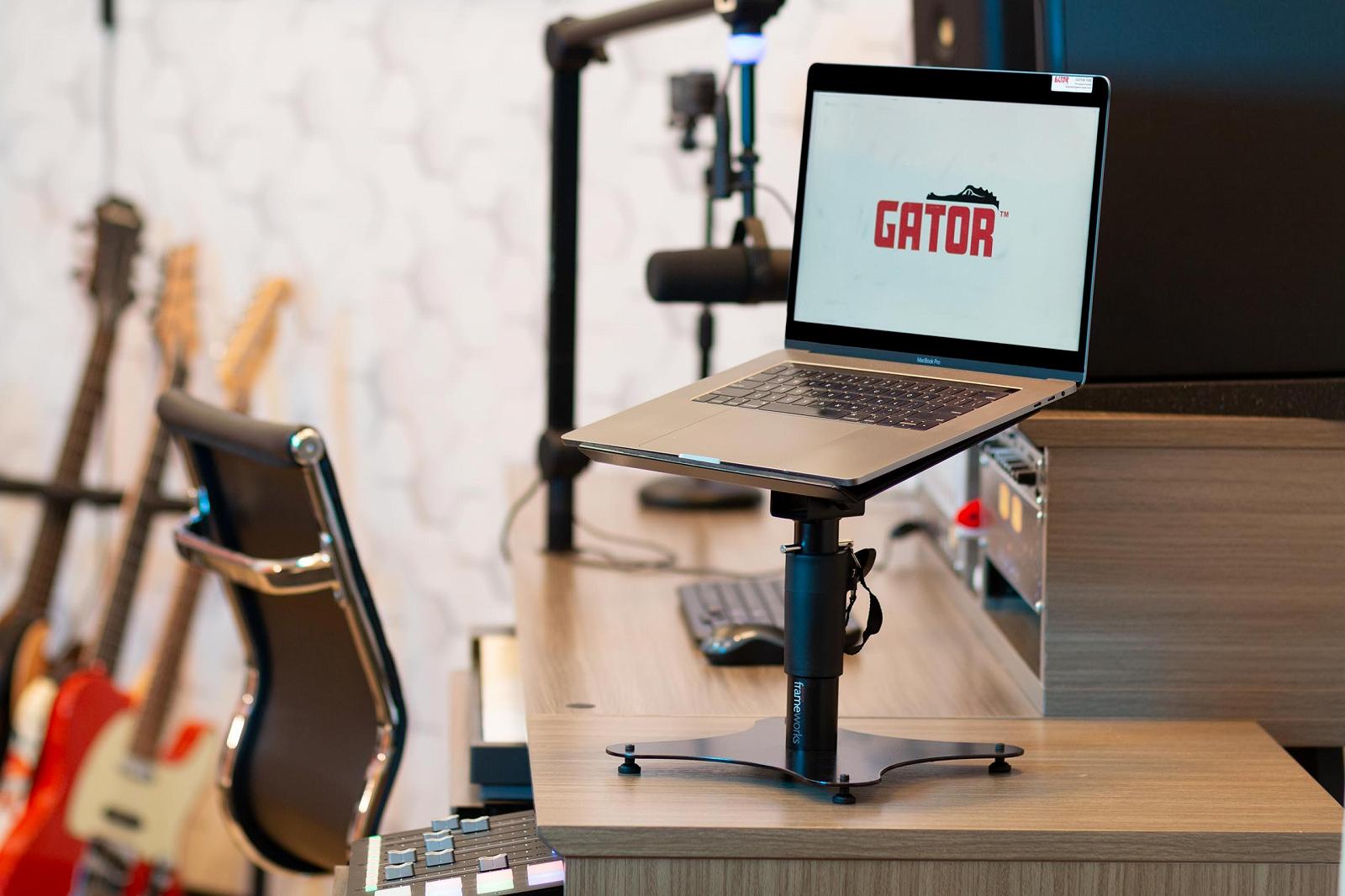 Подставка для ноутбука Gator Frameworks Universal с регулируемым по высоте основанием и балластным весом, фото №7