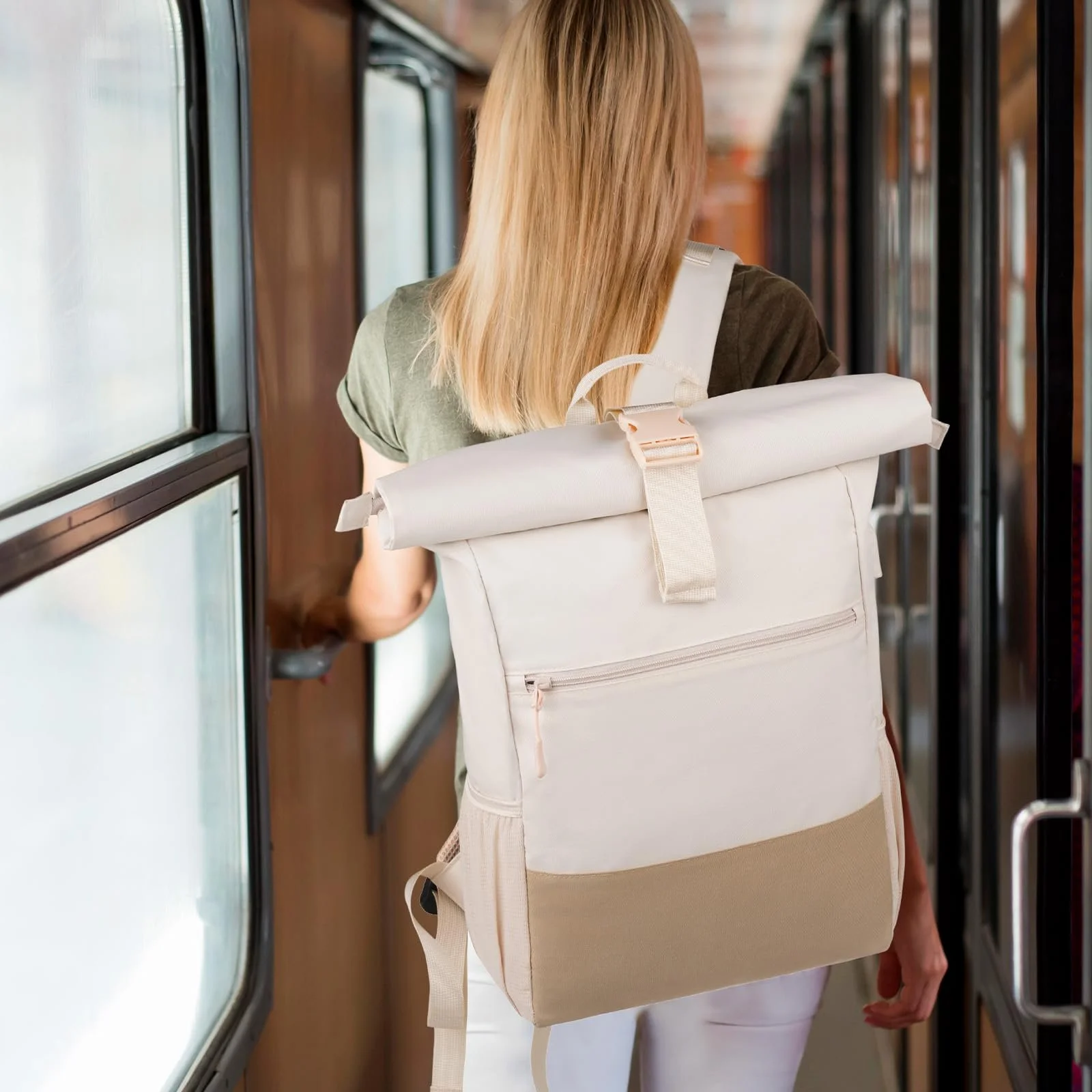 Рюкзак Rolltop 17 дюймів 26L Хакі-бежевий, фото №7 Рюкзак Rolltop 17 дюймів 26L Хакі-бежевий, фото №7