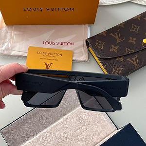 Сонцезахисні жіночі окуляри чорні Louis Vuitton на літо synthetic.ua - Фото 1