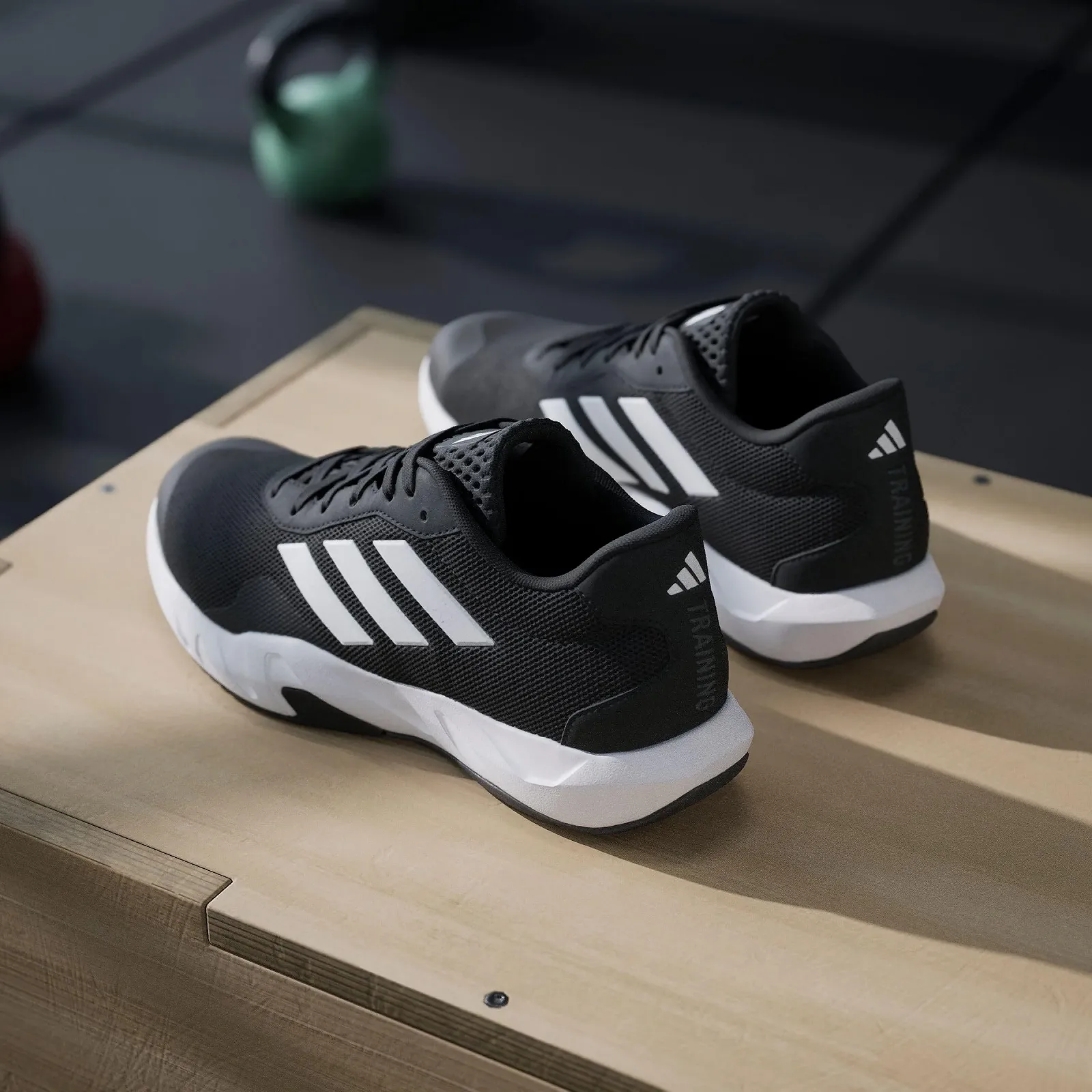 Чоловічі Кросівки adidas Amplimove Trainer, фото №2