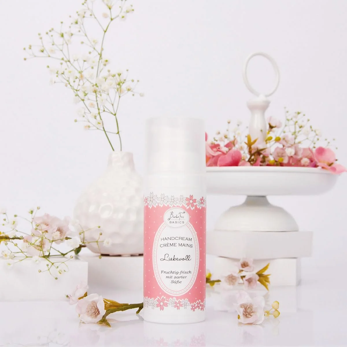 Крем для рук BadeFee Liebevoll 50 мл Мигдальна олія та масло ши, фото №3