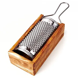 Терка Дерев'яна DAS OLIVENHOLZBRETT для пармезану, твердого сиру, 19 см, з ручкою synthetic.ua - Фото 1