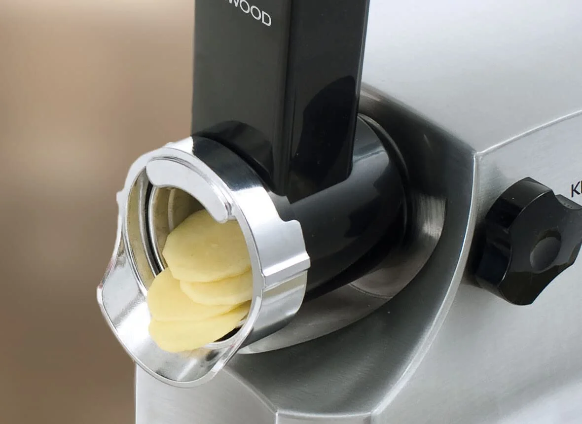Мясорубка Kenwood Pro MG516 1600 Вт серебристая, фото №6 Мясорубка Kenwood Pro MG516 1600 Вт серебристая, фото №6