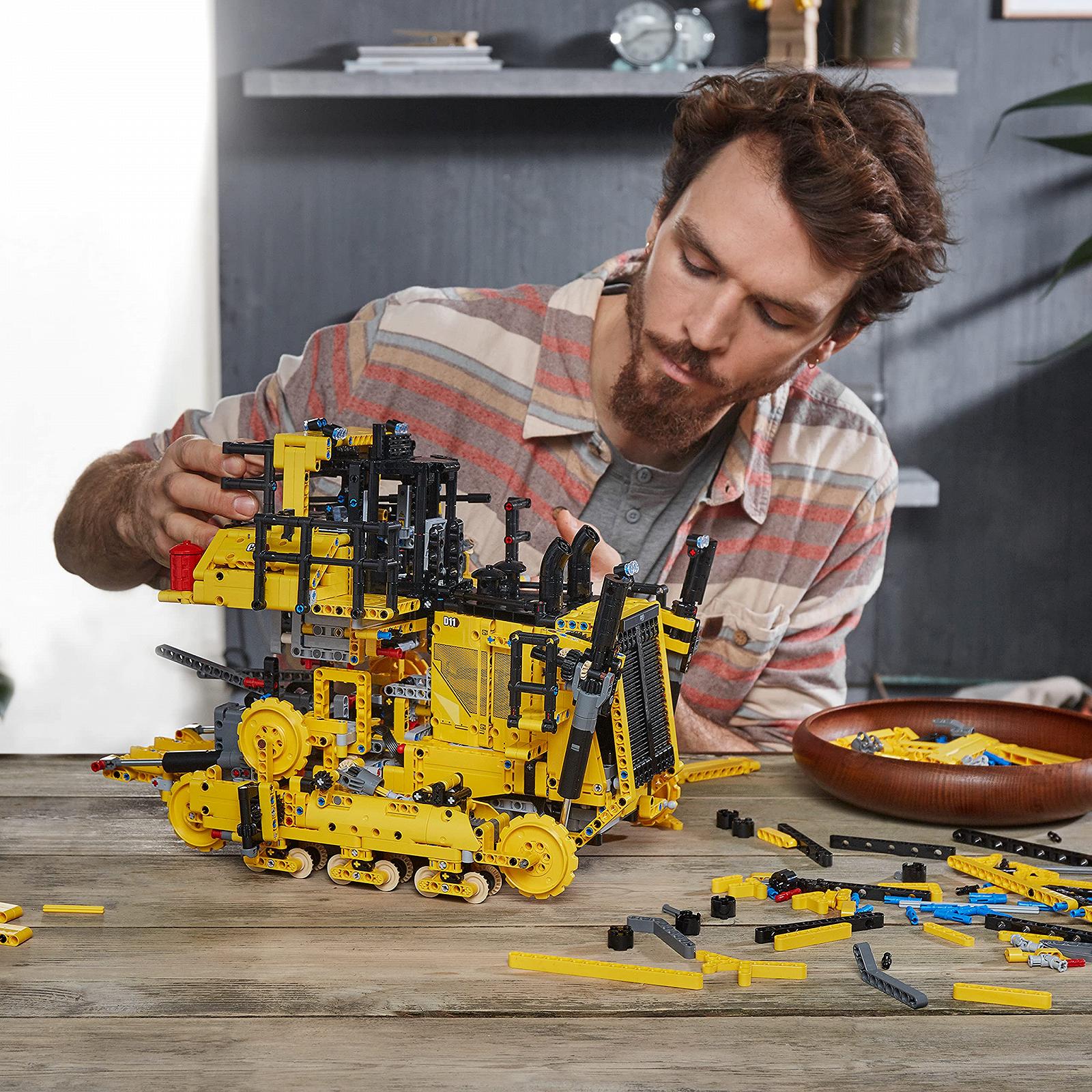 Конструктор Lego Technic 42131 з дистанційним керуванням дорожній каток Cat D11 Bulldozer для дорослих RC Car, фото №6
