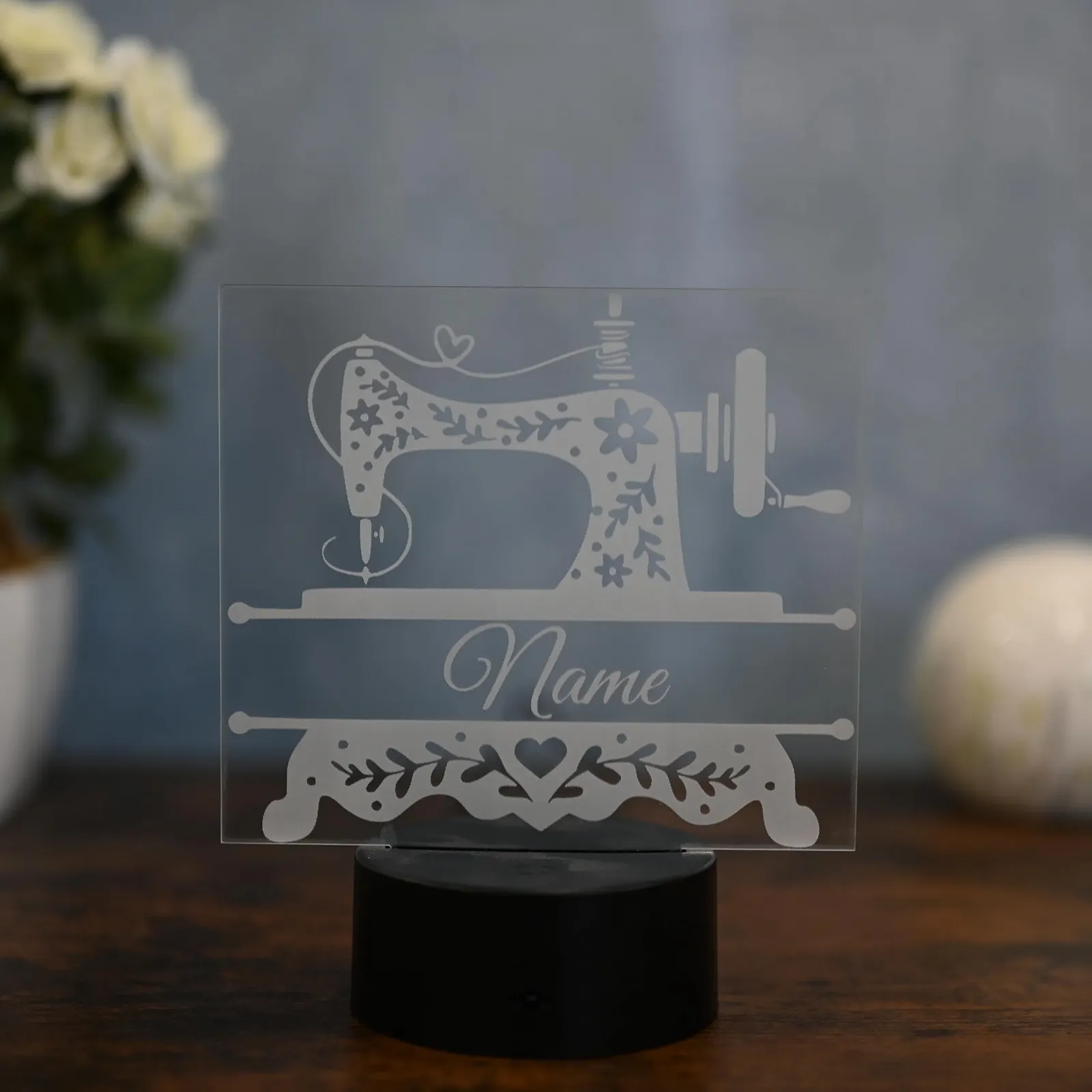 Светодиодная настольная лампа Швейная машинка персонализированная, фото №3