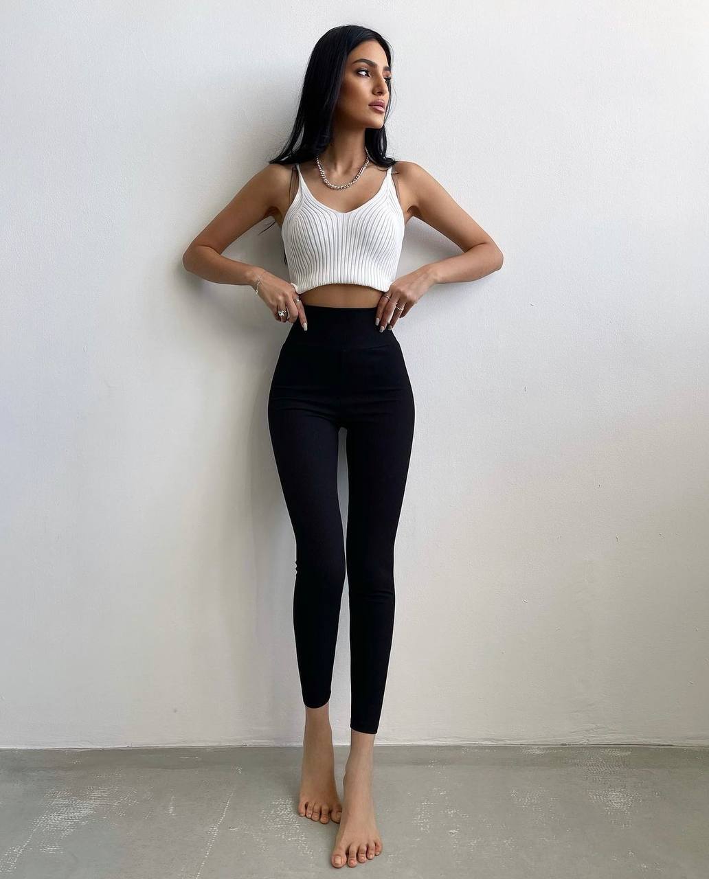 Женские спортивные лосины в рубчик трикотажные BF860 цвет черный размер 42/44, фото №1 Женские спортивные лосины в рубчик трикотажные BF860 цвет черный размер 42/44, фото №1