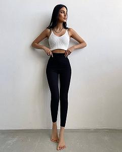 Женские спортивные лосины в рубчик трикотажные BF860 цвет черный размер 44/46 - Фото 1