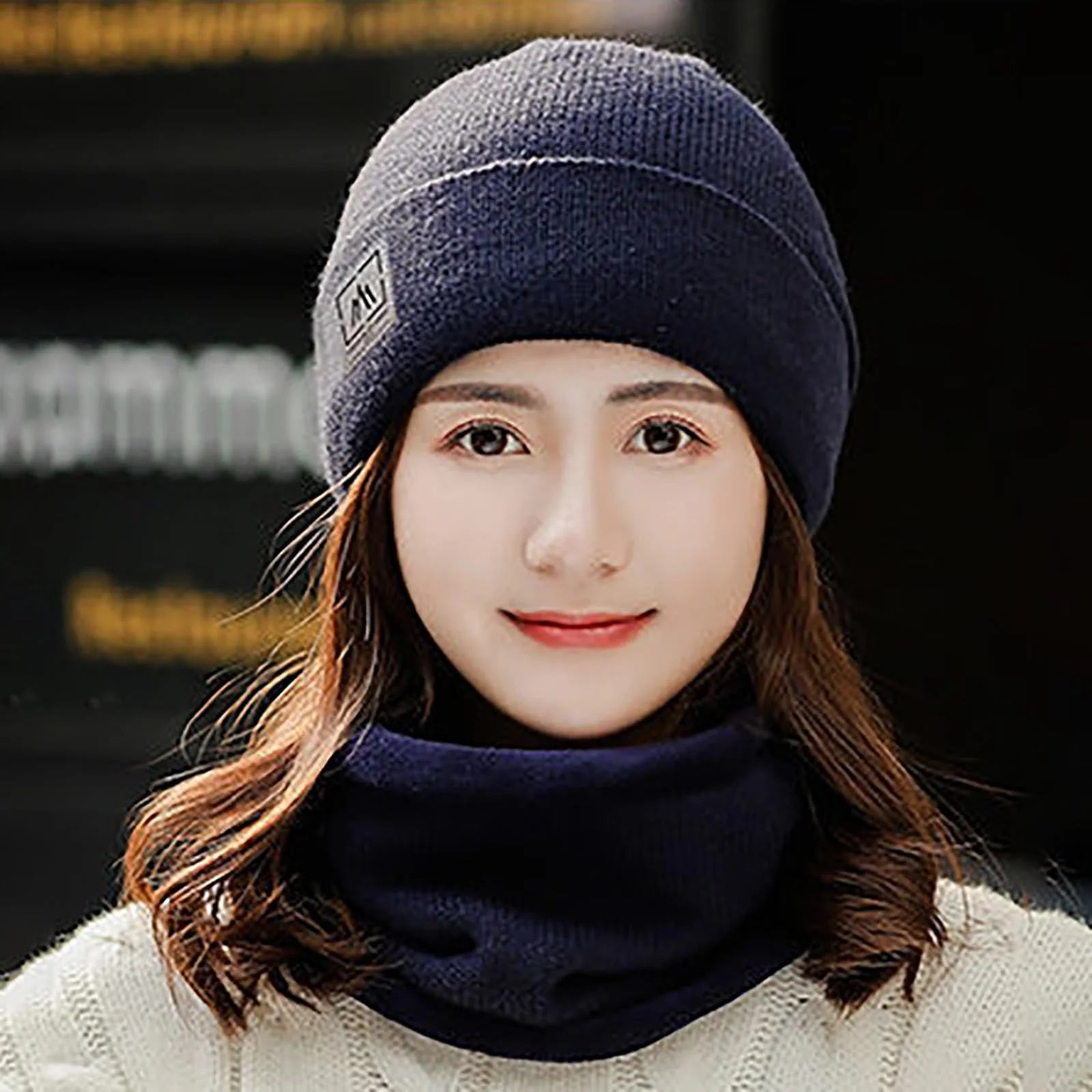 Комплект дитячої теплої в'язаної шапки з захистом для вух і манишки kosopse, двокомпонентний, колір чорний, фото №2