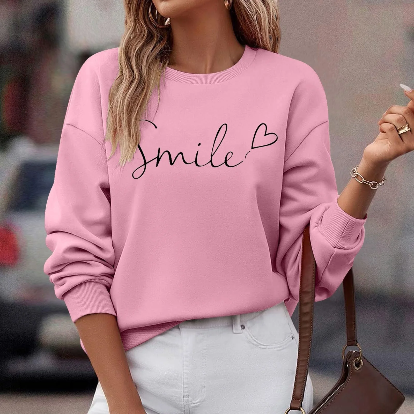 Милый свитшот для женщин с буквенной графикой, одежда для тренировок, круглый вырез горловины, повседневный, 2025, смешной, круглый вырез горловины, свитшоты, Y2K, модный, свободный крой, комфорт, мягкий, аниме, фото №4