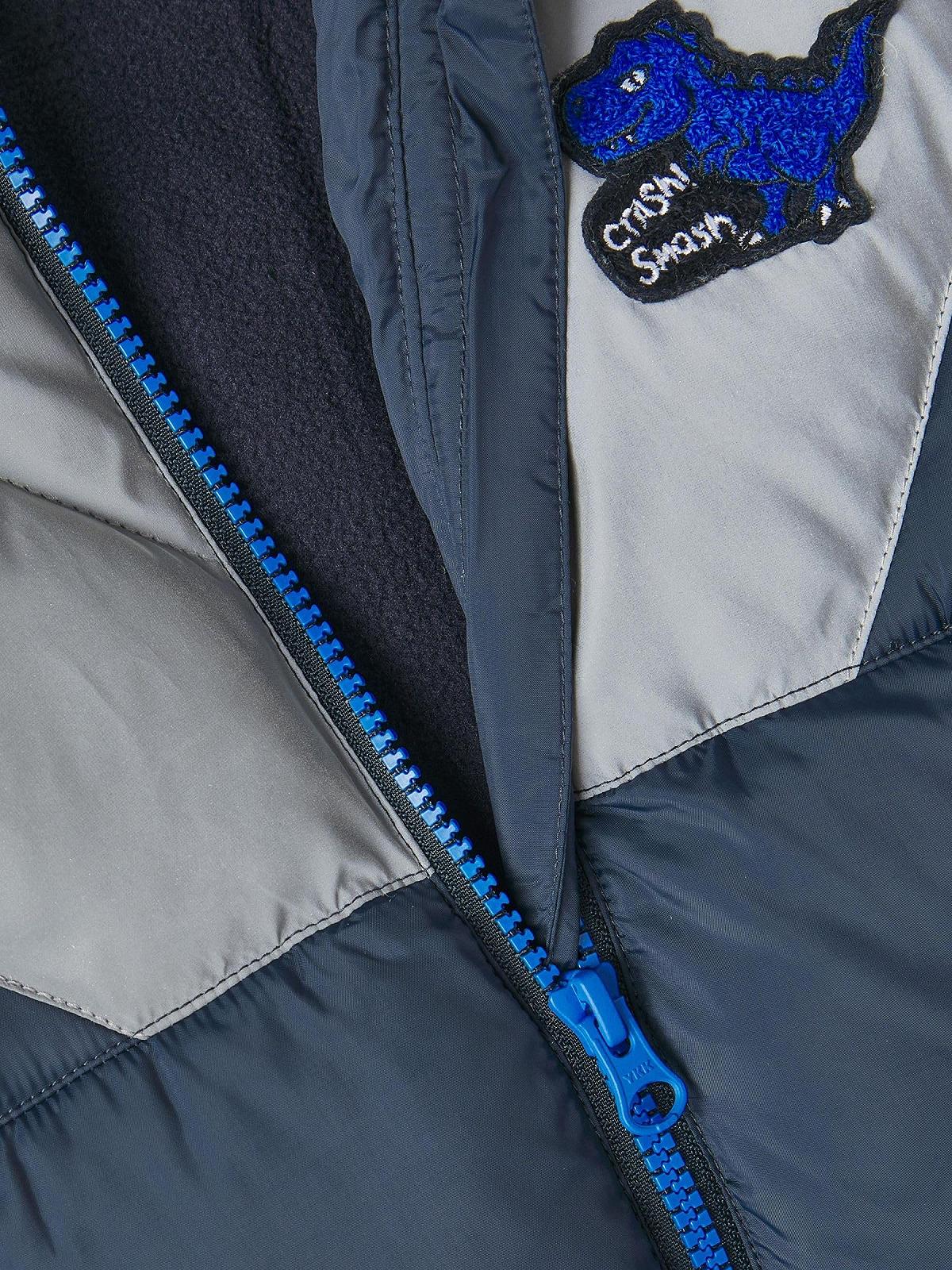 Куртка NAME IT для мальчика с динозавром, фото №4 Куртка NAME IT для мальчика с динозавром, фото №4