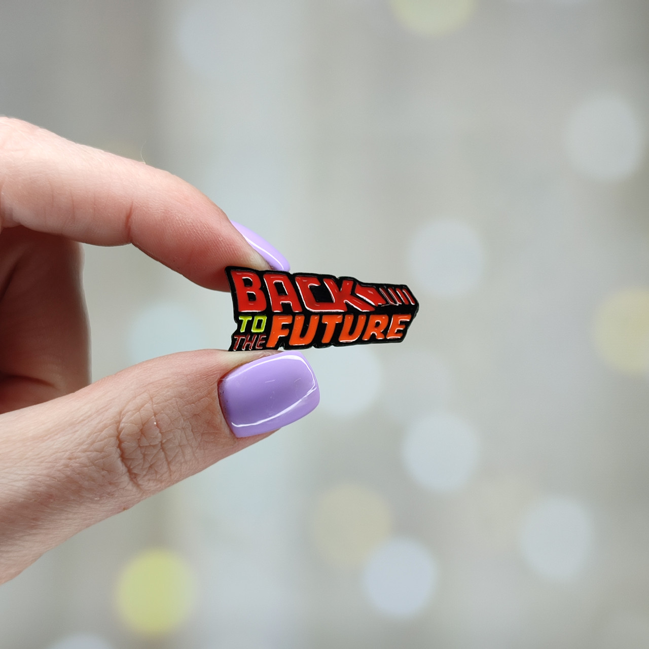 Металлический значок пин Назад в будущее Back to the future, фото №1