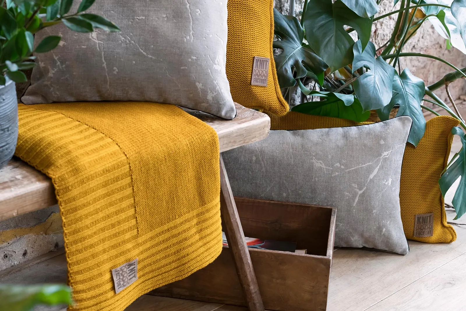 Покривало KNIT FACTORY Однотонна Вязана XL Антрацит 195 x 225 см, фото №5