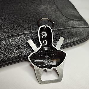 Металлический брелок открывашка Дэдпул Deadpool Марвел Marvel synthetic.ua - Фото 1