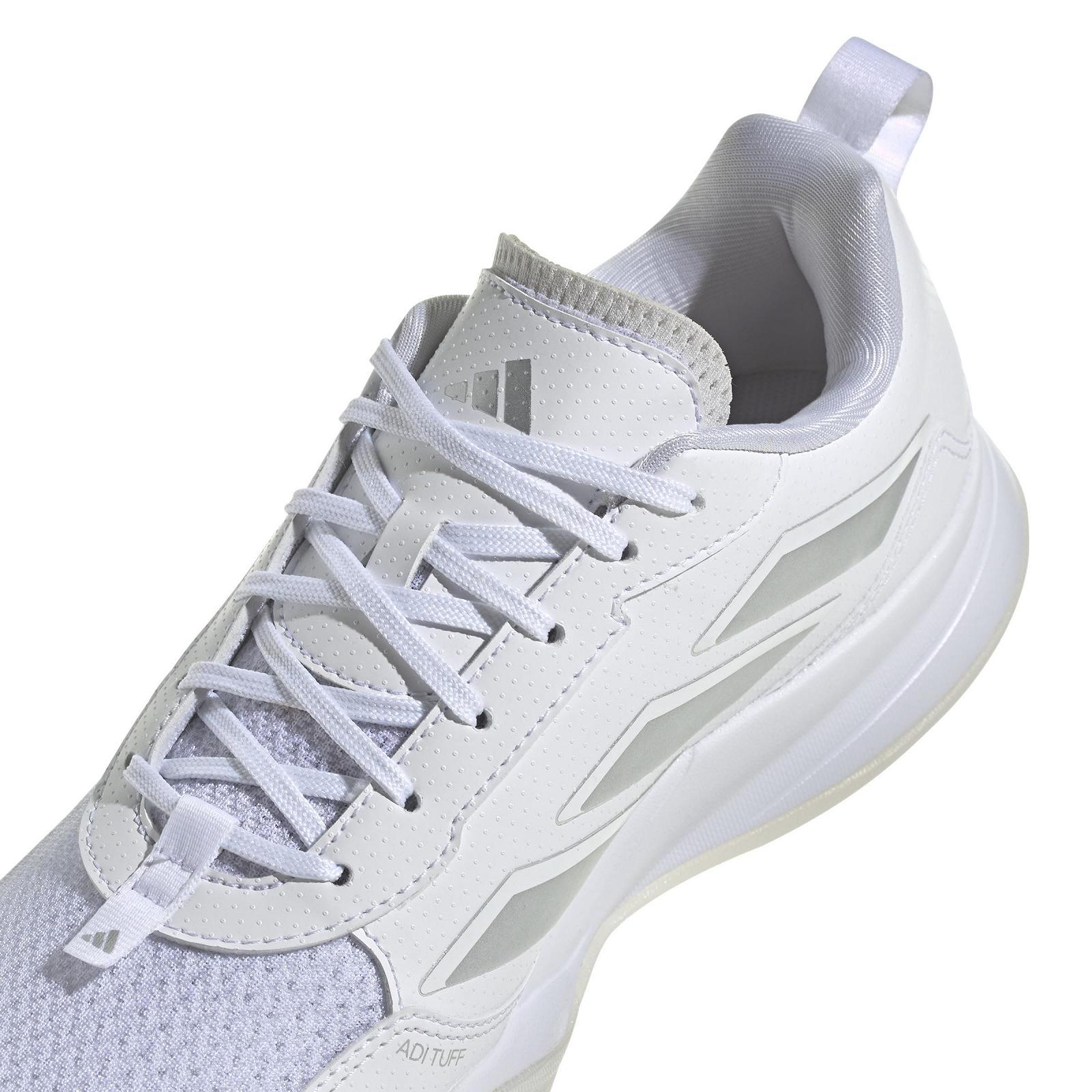 Кросівки Adidas Avaflash Low (Non Football) жіночі, фото №4
