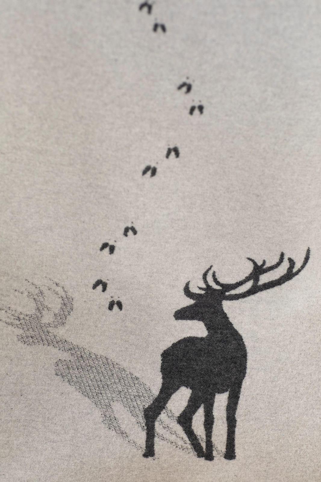 Покривало David Fussenegger Silvretta Олень в лісі 140 x 200 см Фетр Світло-сірий, фото №2 Покривало David Fussenegger Silvretta Олень в лісі 140 x 200 см Фетр Світло-сірий, фото №2