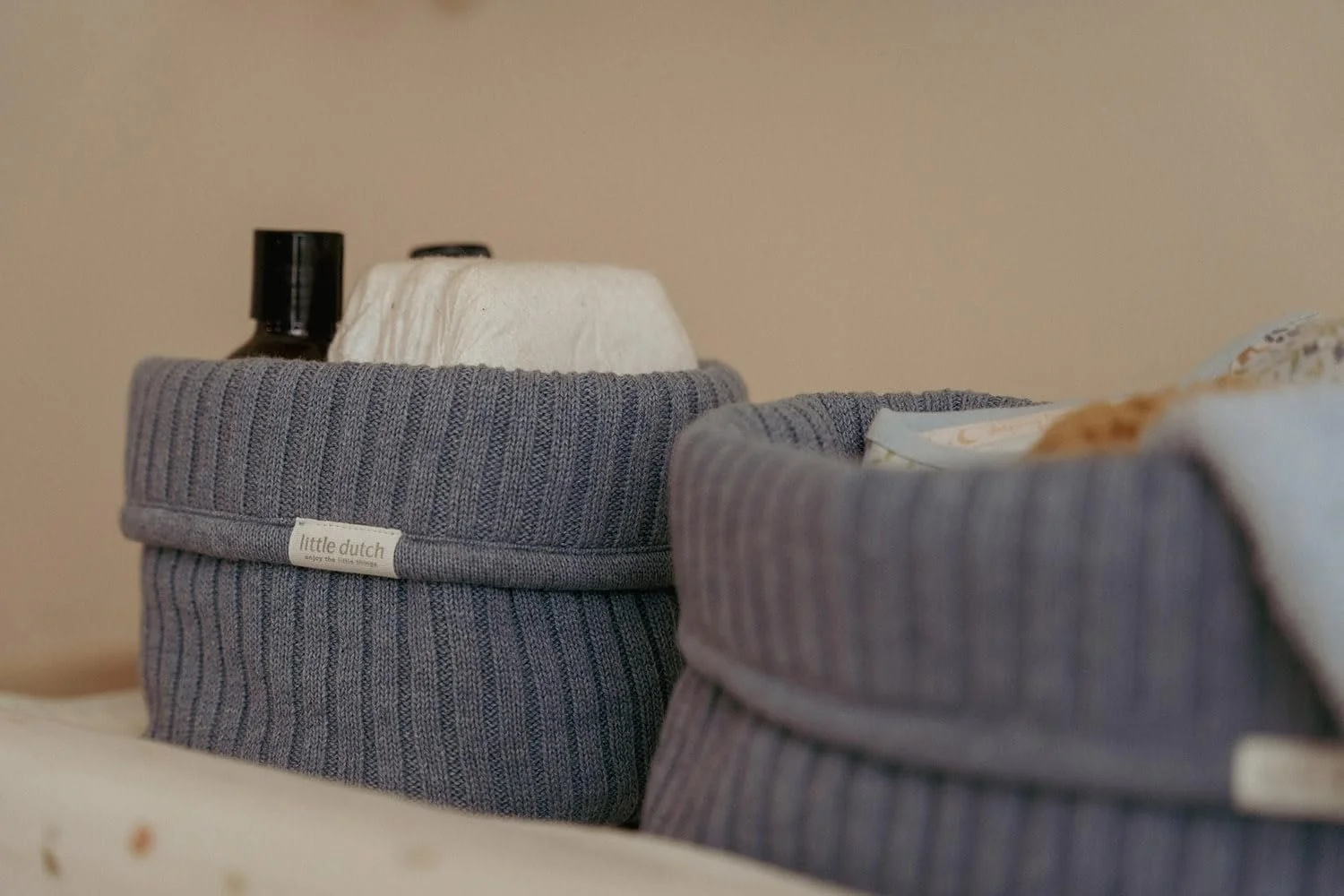 Органайзер для пеленального столика Little Dutch Pure Denim Blue вышитая маленькая, фото №3