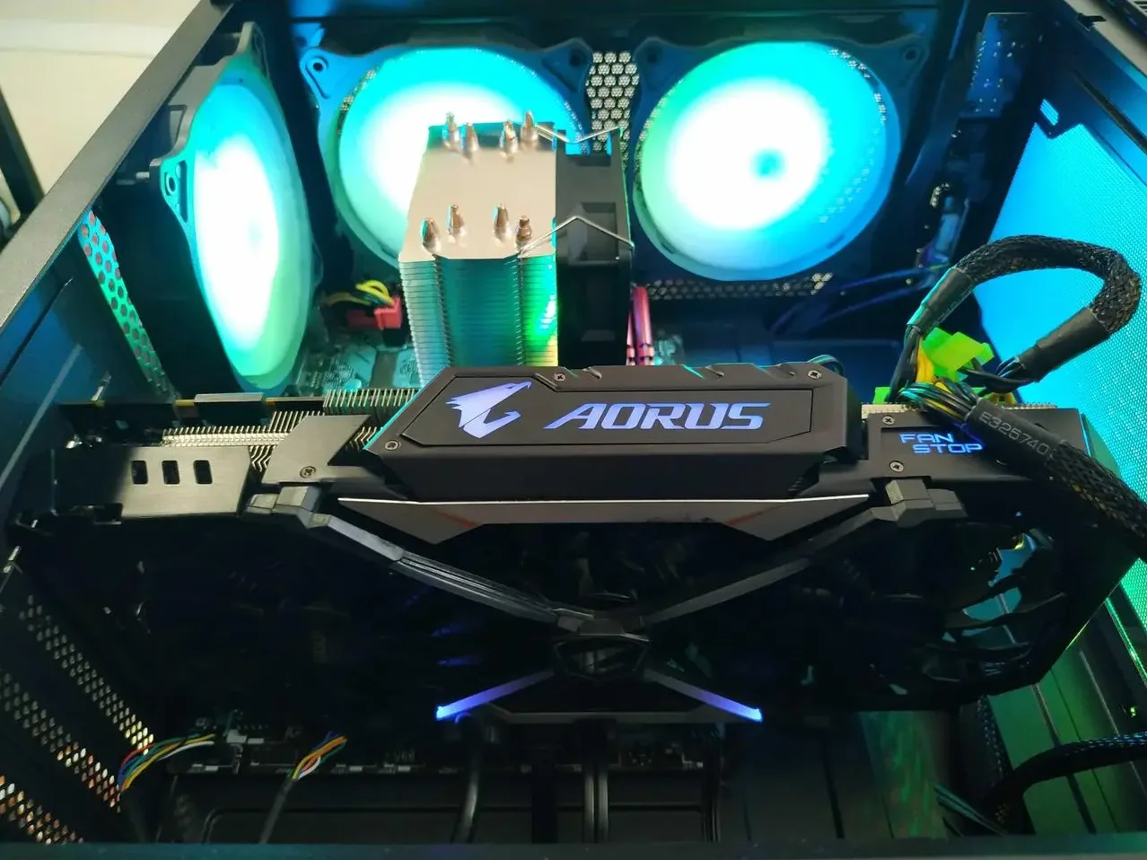 Игровой компьютер AMD RYZEN 5 3600 4.2GHZ, GTX 1070 8GB, 16GB, SDD 240GB, HDD 1TB, фото №3 Игровой компьютер AMD RYZEN 5 3600 4.2GHZ, GTX 1070 8GB, 16GB, SDD 240GB, HDD 1TB, фото №3