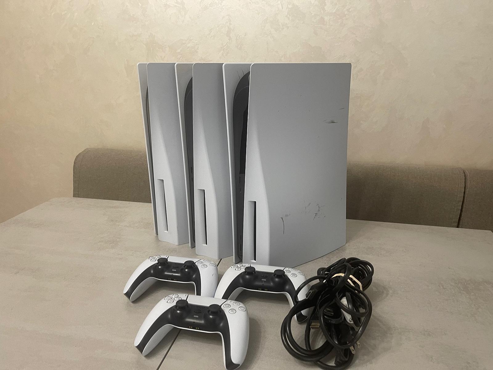 Ігрові приставки Sony Playstation PS5 CFI-1015A, CFI-1115A, CFI-1215A,  Blu-ray + джойстик, фото №2