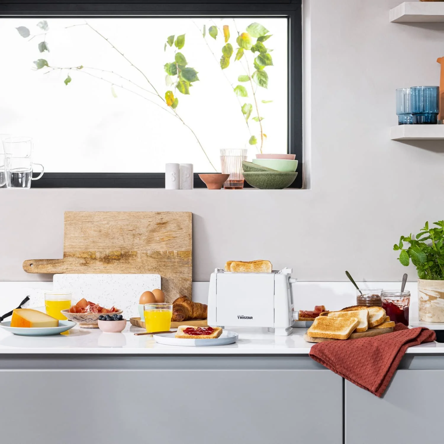 Тостер Tristar BR-1009 650 Вт, 2 слоти, 6 рівнів підсмажування та функція підігріву хліба Білий, фото №2