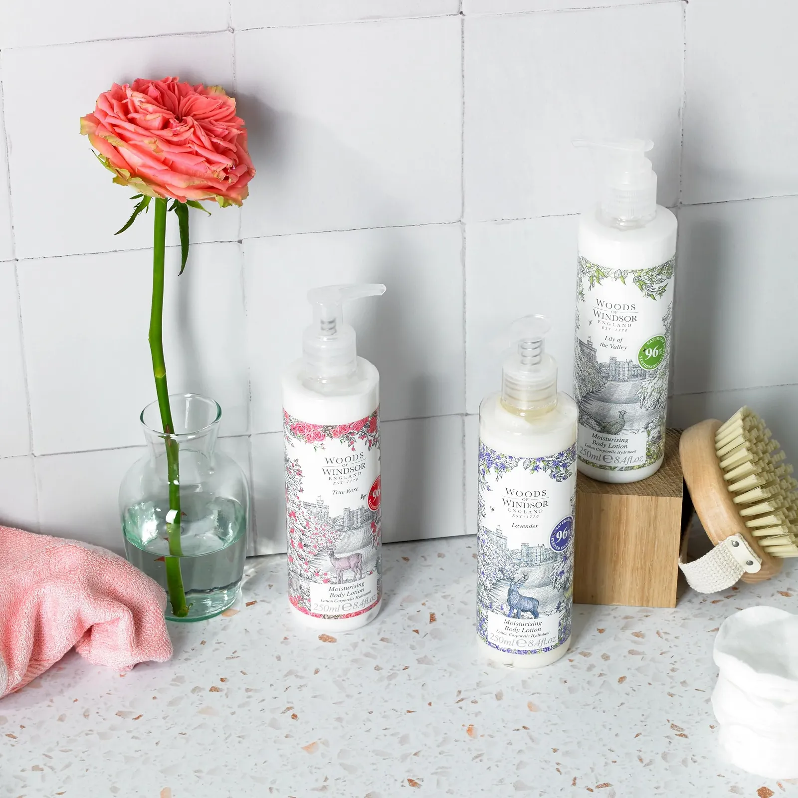 Лосьйон для тіла Woods of Windsor Лаванда, 250 мл, фото №3